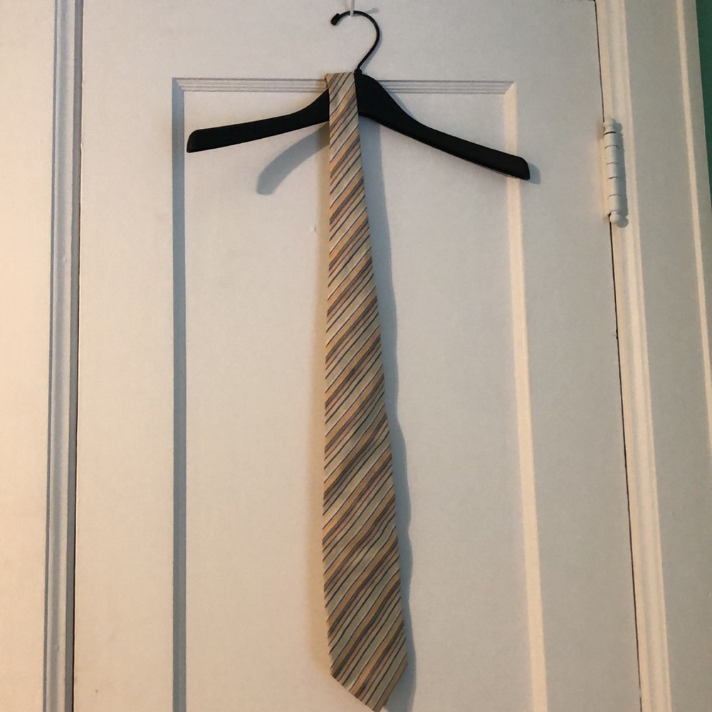 Linen and silk pastel striped banana Republic tie - Picture 2 of 4